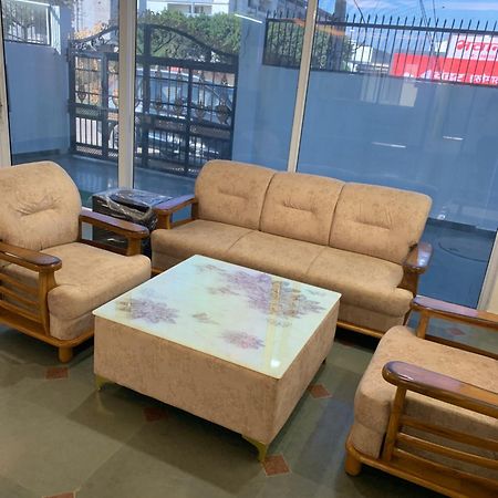 Abode Guest House Greater Noida Extérieur photo