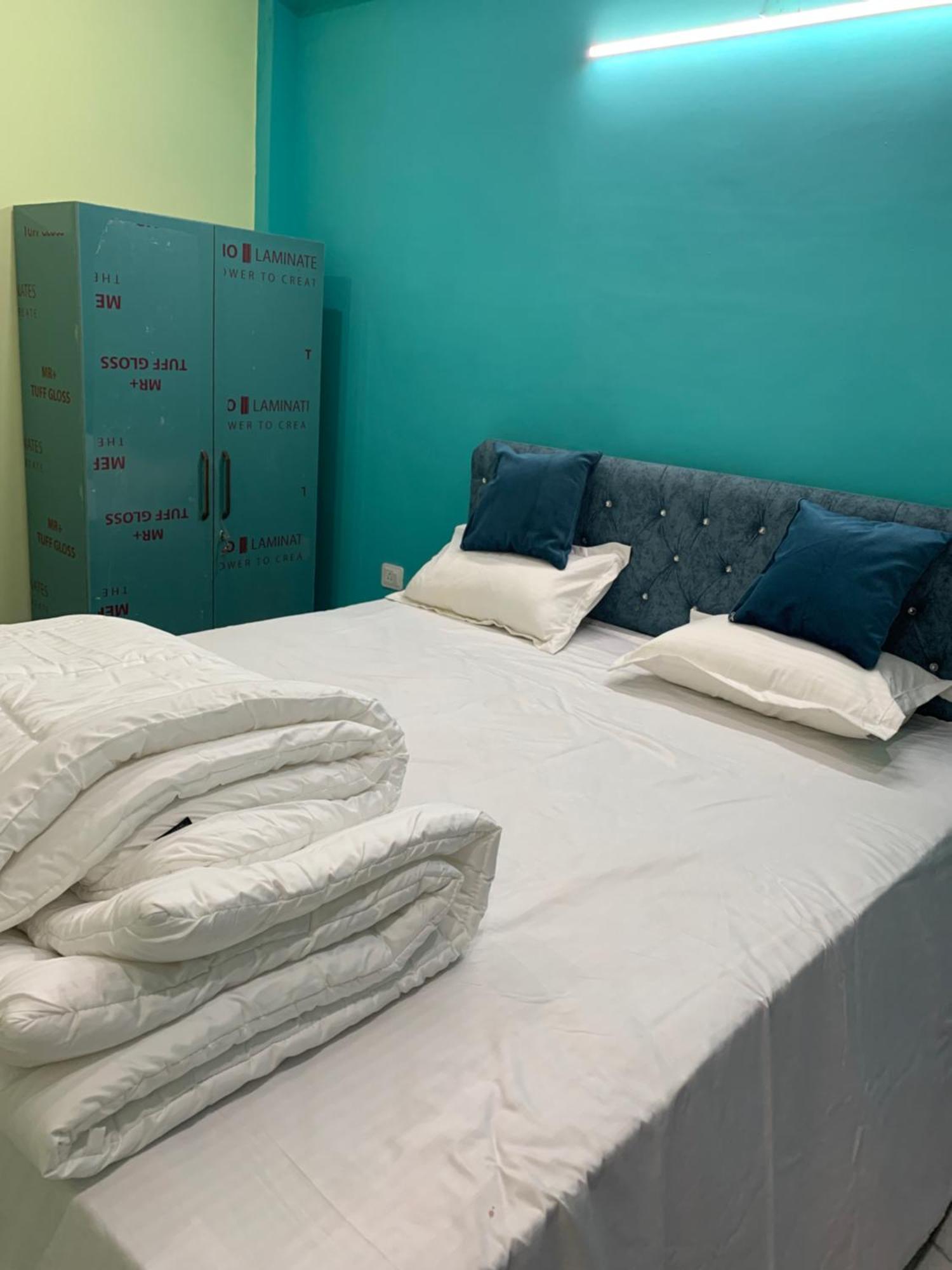 Abode Guest House Greater Noida Extérieur photo